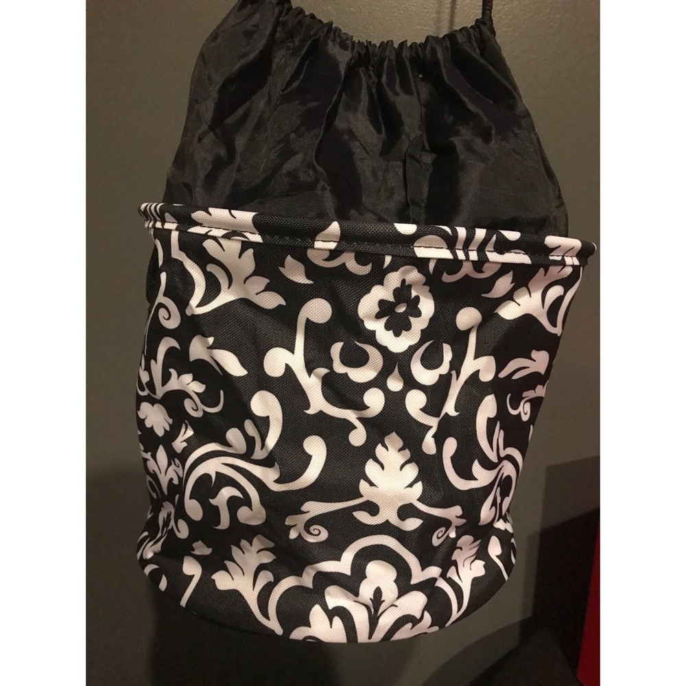 Thirty one cinch sac